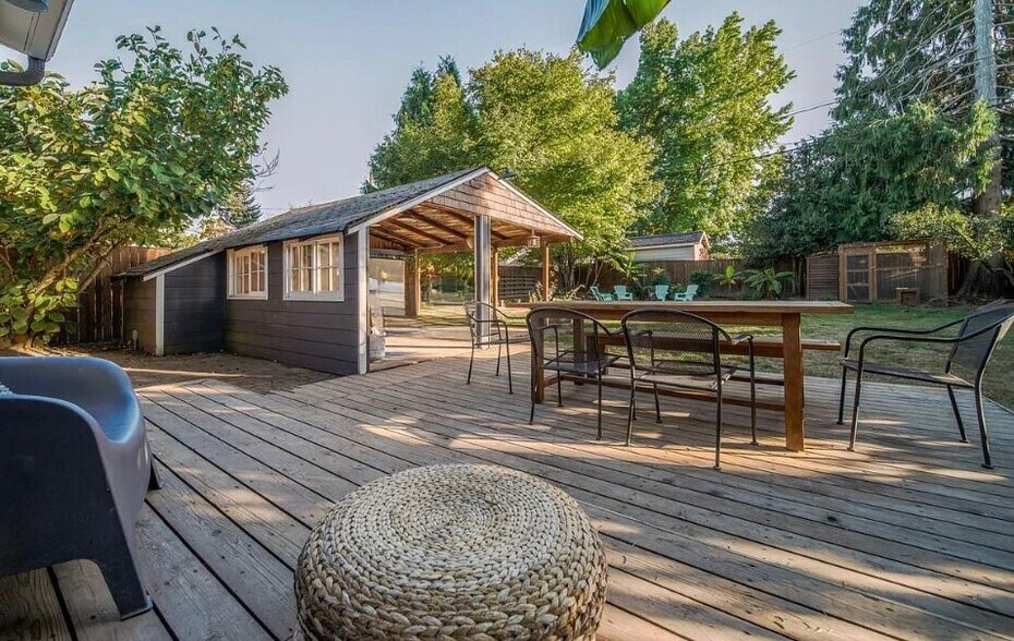 Building Photo - 4320 SE Lambert St