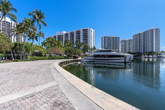Building Photo - 21145 Helmsman Dr
