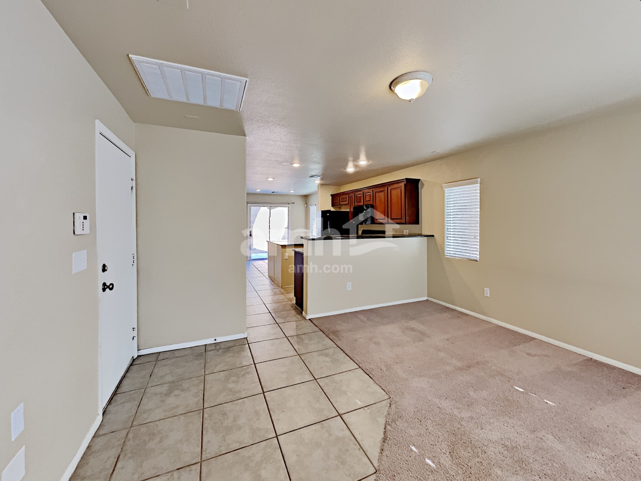 Building Photo - 10819 Hawthorne Berry St