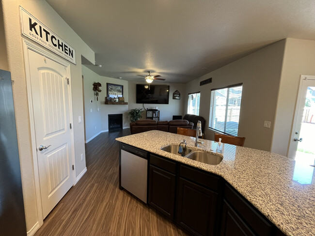 Building Photo - 6707 Volga Dr