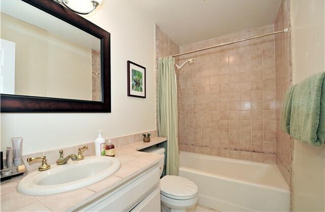 Building Photo - 4011 Lamont St