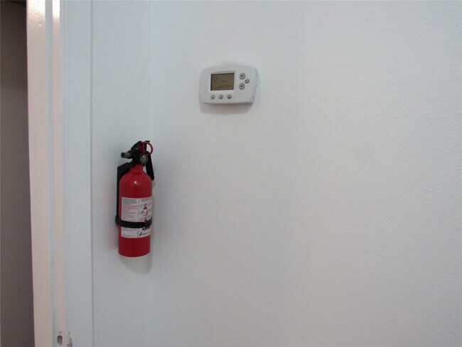 Building Photo - 14351 Torrey Chase Blvd