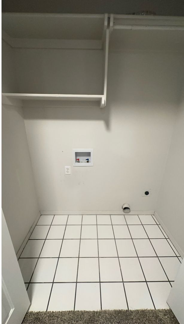 Building Photo - 3br 2ba home in the Shadowlake Subdivision!!