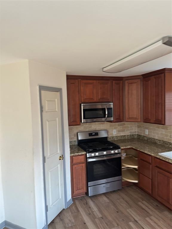 Building Photo - 17523 Poplar Canyon Ln