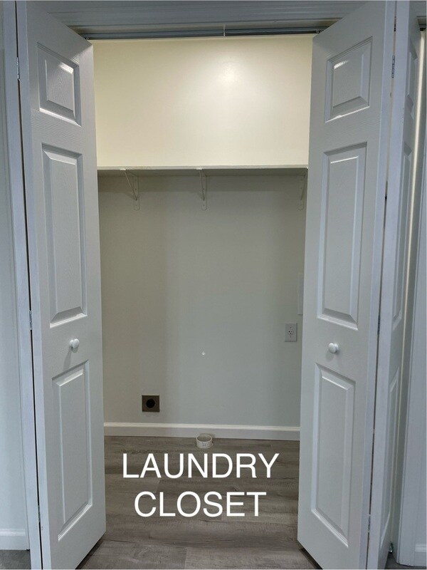 Building Photo - 2505 Delaware St