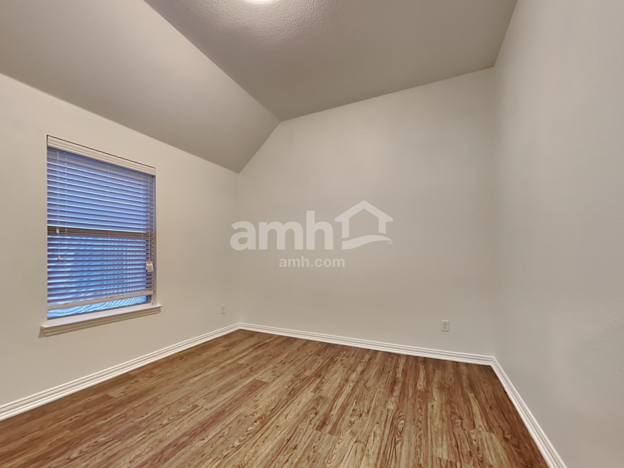 Building Photo - 223 Dancing Light Ln