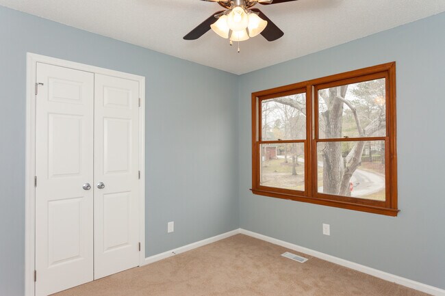 Building Photo - 3600 Ladywood Ct