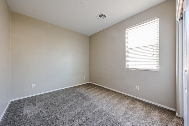 Building Photo - 24755 W Dove Trail