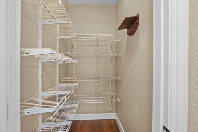Building Photo - 743 Calico Trail