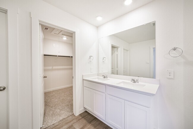 Building Photo - 8039 Marconi Corsco Dr