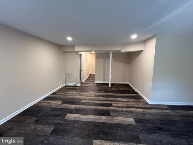 Building Photo - 5779 Flagflower Pl