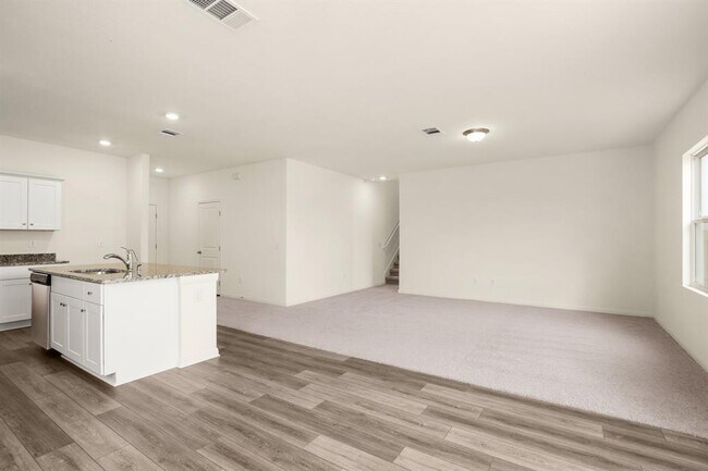 Building Photo - 14501 John Marshall Bend