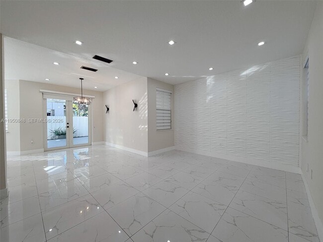 Building Photo - 4832 NW 107th Pl