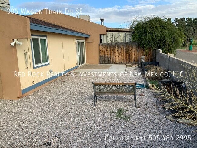 Building Photo - 385 Wagon Train Dr SE