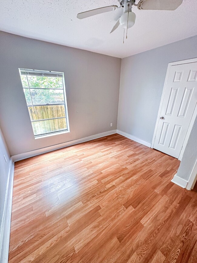 Building Photo - 2711 Avenue K