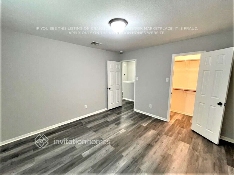 Building Photo - 10118 Black Birch Ln