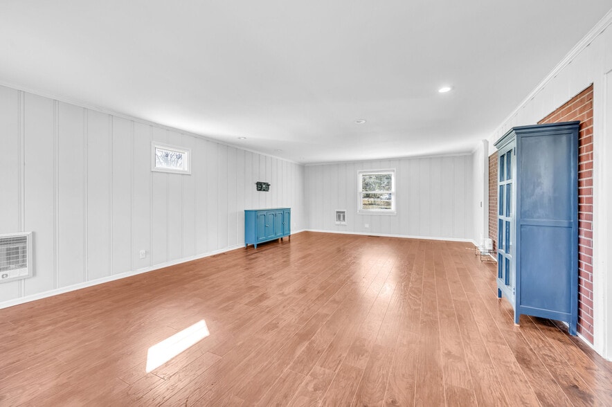 Building Photo - 162 Elkmont Dr