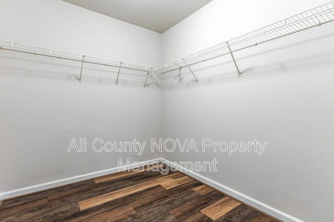 Building Photo - 9506 Whiteheart Dr