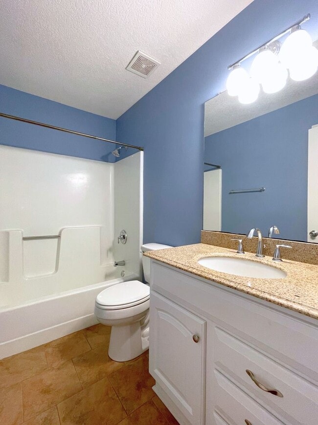 Building Photo - Charming 3-Bedroom, 2-Bath Home with Large...