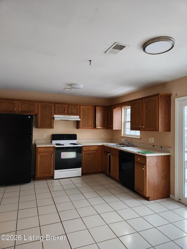 Building Photo - 3606 Locust Ave