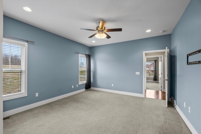 Building Photo - 145 Summerfield Way