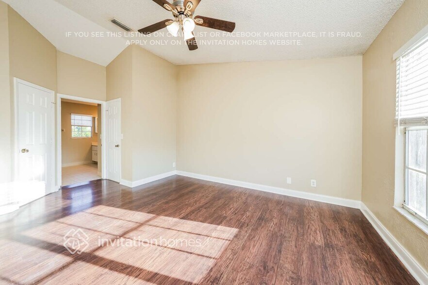 Building Photo - 22548 Middletown Dr