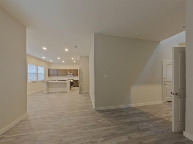 Building Photo - 4920 San Fabiano Ct