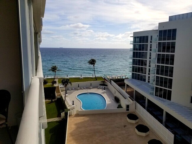 Building Photo - 3570 S Ocean Blvd