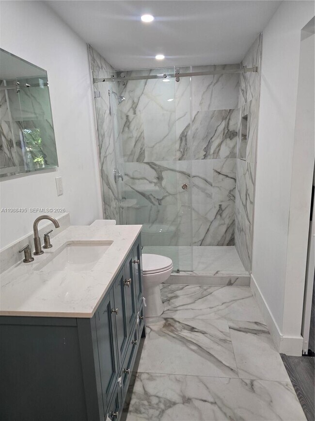 Building Photo - 6421 Allen St