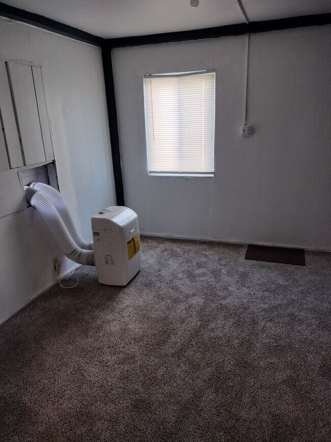 Building Photo - Charming 3BR House in Walnut Grove
