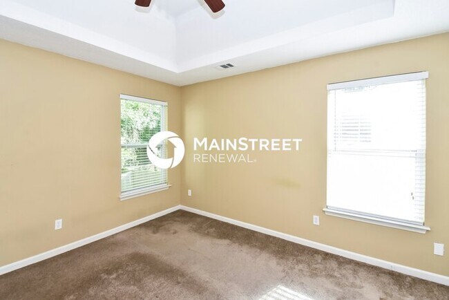 Building Photo - 4 Bedroom Pet-Friendly Home in Fairburn, GA with Main Street Renewal