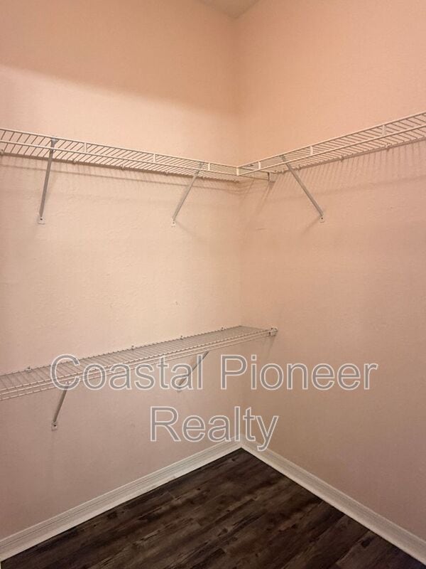 Building Photo - 9068 Lake Chase Island Way