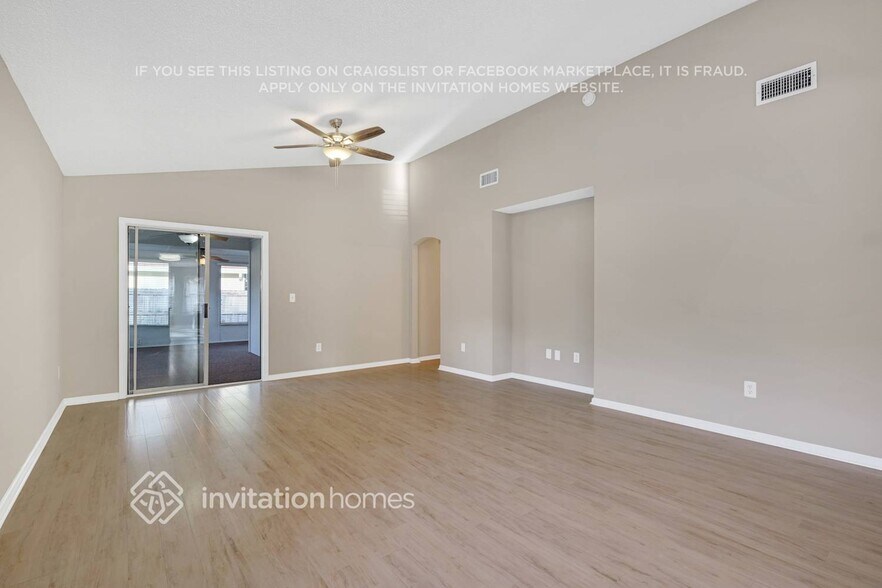 Building Photo - 8089 Beaver Creek Dr