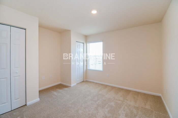 Building Photo - 464 Coastline Wy