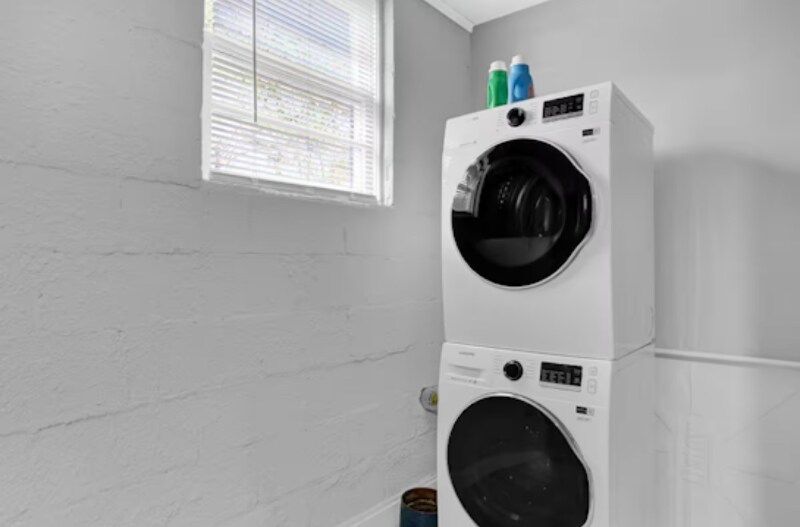 Building Photo - 2364 Lilla Cir SW