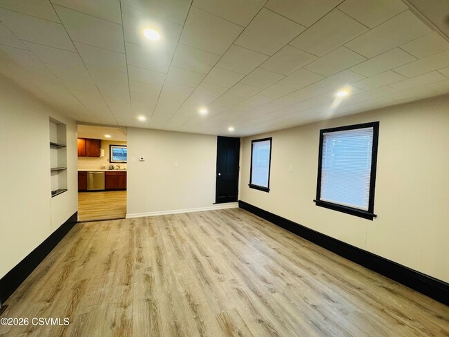 Building Photo - 46 Heberling Rd