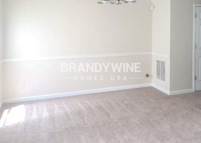 Building Photo - 980 Brigade St