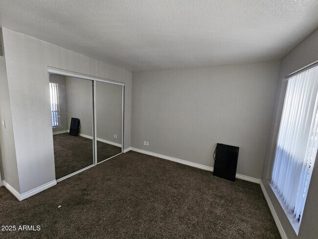 Building Photo - 3420 W Danbury Dr