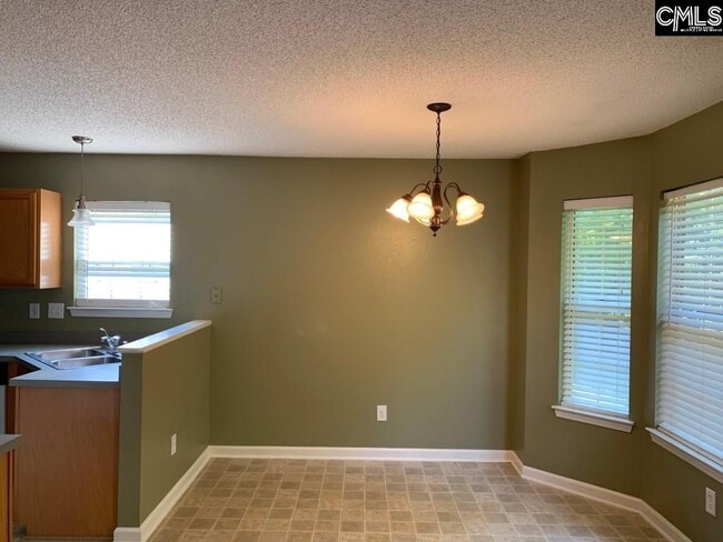 Building Photo - 501 Beech Branch Dr