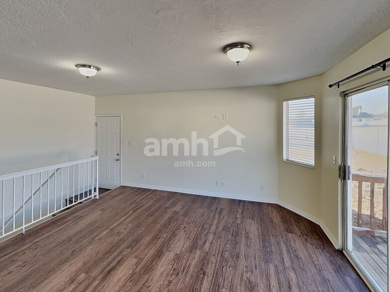 Building Photo - 8384 S Etude Dr