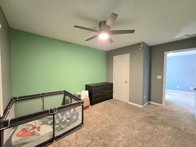 Building Photo - 1718 Smalls Dr
