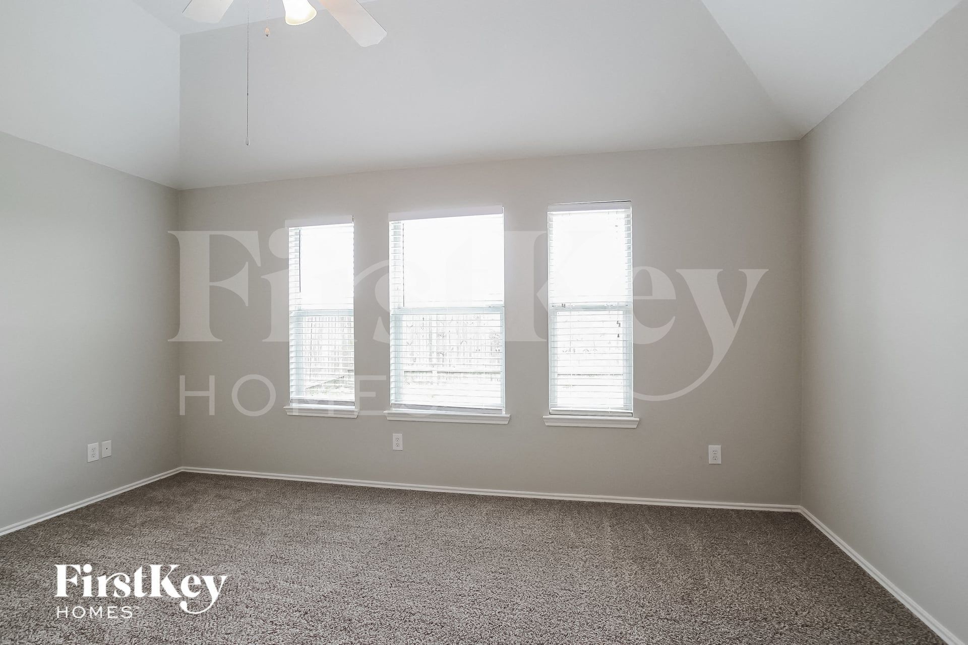 Building Photo - 1419 Rosebay Rd