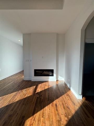 Building Photo - 700 Park Dr