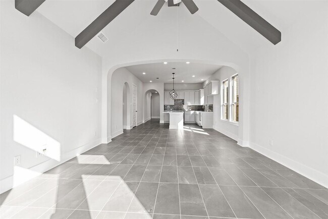 Building Photo - Two story. 4 bedrooms. 3.5 baths. Spacious...