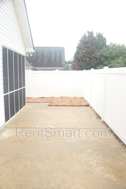 Building Photo - 624 Dunloe Cir