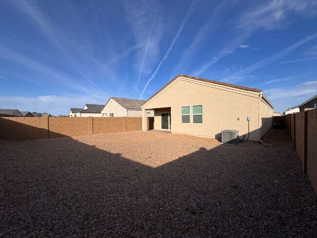 Building Photo - 5179 E Emery Rd