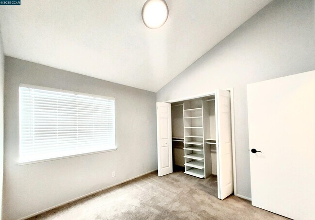 Building Photo - 3712 Willow Pass Rd