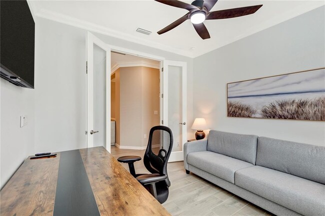 Building Photo - 12584 Wellen Golf St