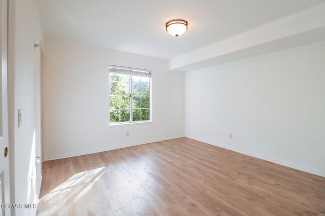 Building Photo - 2612 Yellowwood Dr