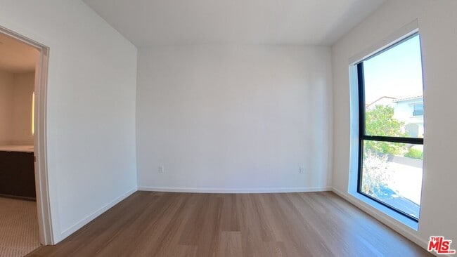 Building Photo - 5119 Colfax Ave